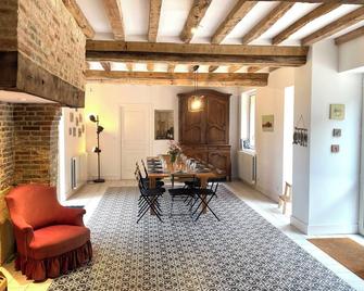 Le Pressoir De Neuville In The Heart Of The Pays D'auge With Heated Swimming Pool - Livarot-Pays-d'Auge - Dining room