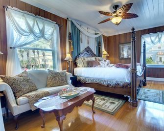 Beachfront Bed & Breakfast - Saint Augustine - Chambre