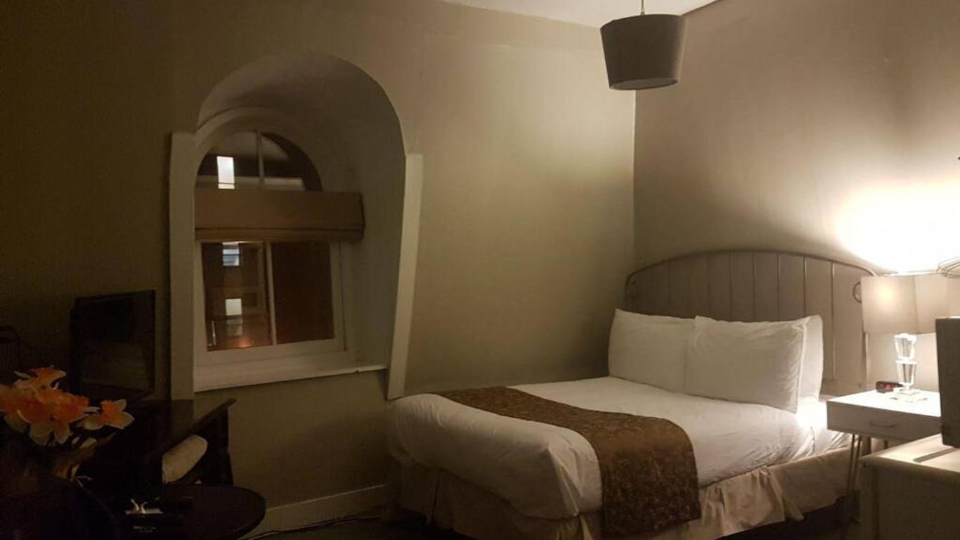 Suites of Euston