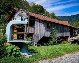 Bicentennial House At The Foot Of The Ballon D'alsace - Lepuix - Edificio