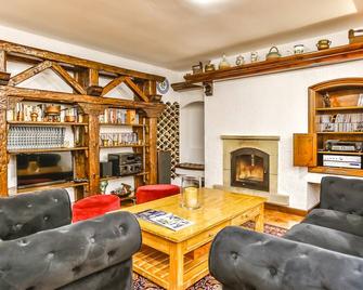 Luxury town house Arboç - Arbós - Sala de estar