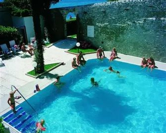 Residence San Luigi - Limone sul Garda - Piscină