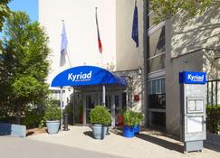 Kyriad Paris Nord Porte de Saint-Ouen - Saint-Ouen - Gebouw