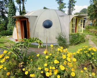 Hotel at the End of the Universe - Nagarkot - Bedroom