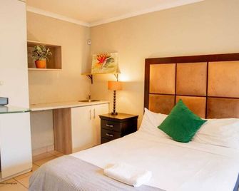 Cozy Guesthouse in Sandton. - Johannesburg - Slaapkamer