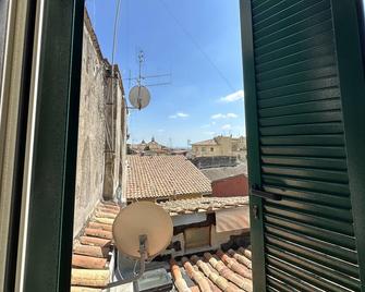 Velletri-Appartamento Al Centro-Aria Condizionata-Netflix-Wifi - Velletri - Vista esterna