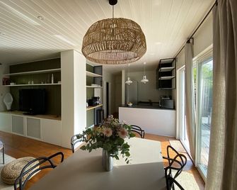 Pleasant wooden house with character, design decoration and swimming pool - Lège-Cap-Ferret - Salle à manger
