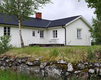 Goeta Kanal Hajstorp - Toreboda - Edificio