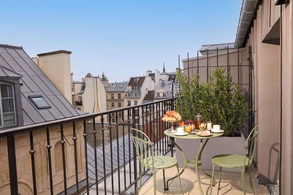 هوتل ديز أورفيفريس