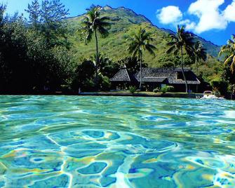 Pension Poerani Moorea - DeLuxe Suite, living room, kitchen, 2 bedrooms a/c - Maharepa - Piscine