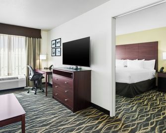 Cobblestone Hotel & Suites - Wickenburg - Wickenburg - Vybavení pokoje
