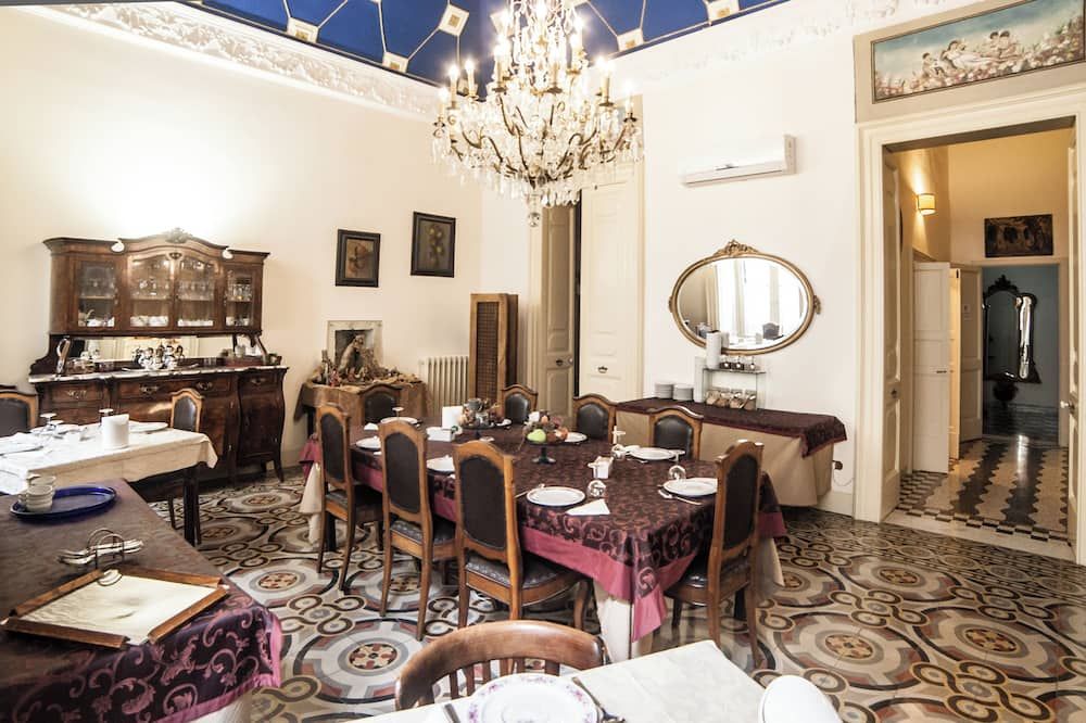 Palazzo Rollo - לצ'ה - מסעדה