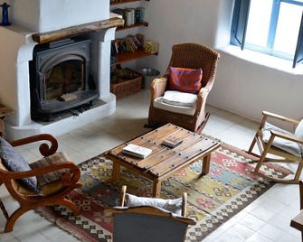 Las Chimeneas - Laroles