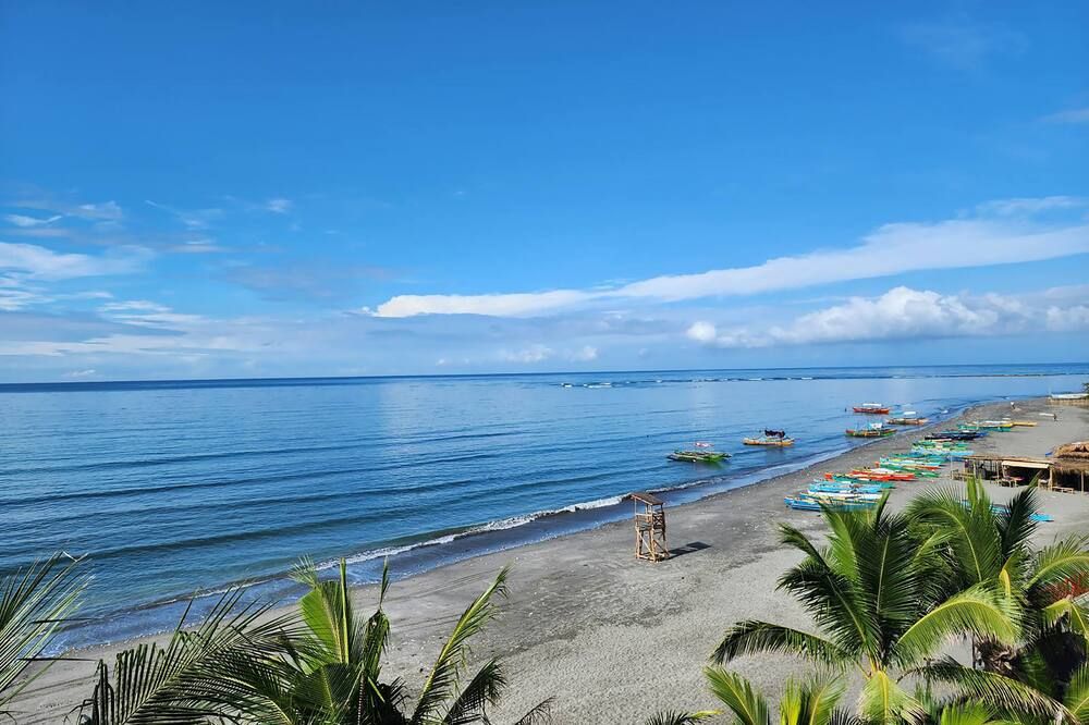 Bakasyunan Resort and Conference Center - Zambales