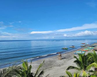 Bakasyunan Resort and Conference Center - Zambales - Iba - Plage