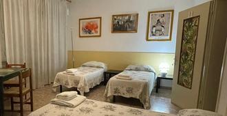 Venice Treviso Airport Bed - Treviso - Schlafzimmer