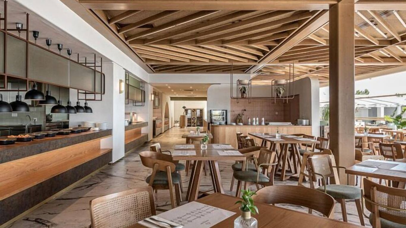 Kakkos Bay Hotel And Bungalows