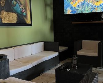Casa Esperanza - Alvarado