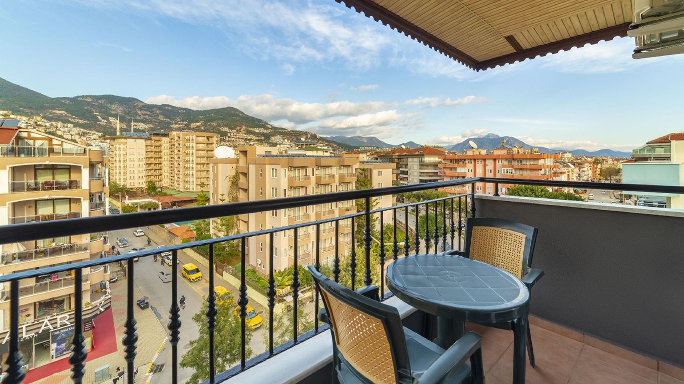 Royalisa City Apart Hotel