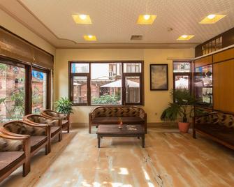 Hotel Marshyangdi - Kathmandu - Lobby