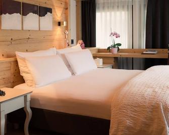 Hotel La Baita - מדונה די קמפייו - חדר שינה