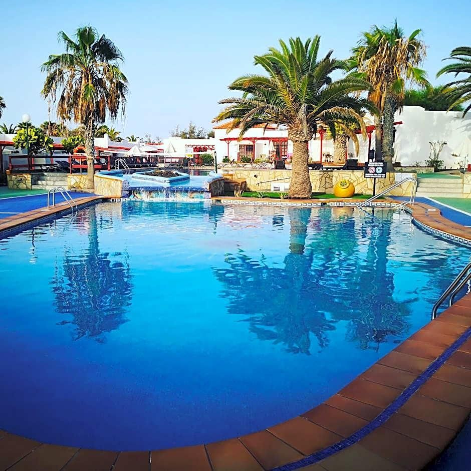 Bungalows Castillo Club Lake - Caleta de Fuste - Pool