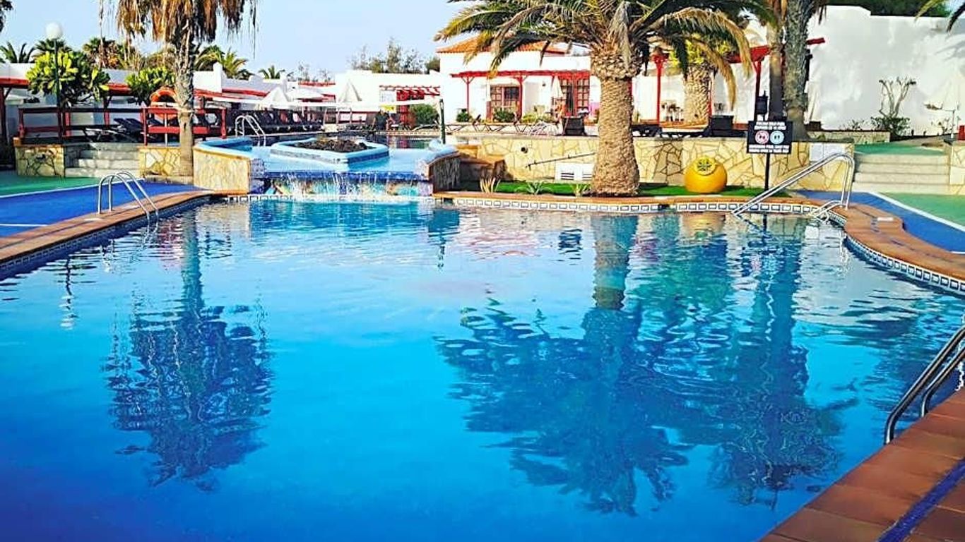 Bungalows Castillo Club Lake