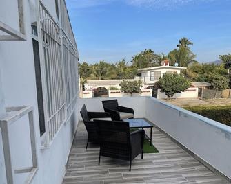 Casa Margarita 3br Private Home With Bal - Pérula - Balcón