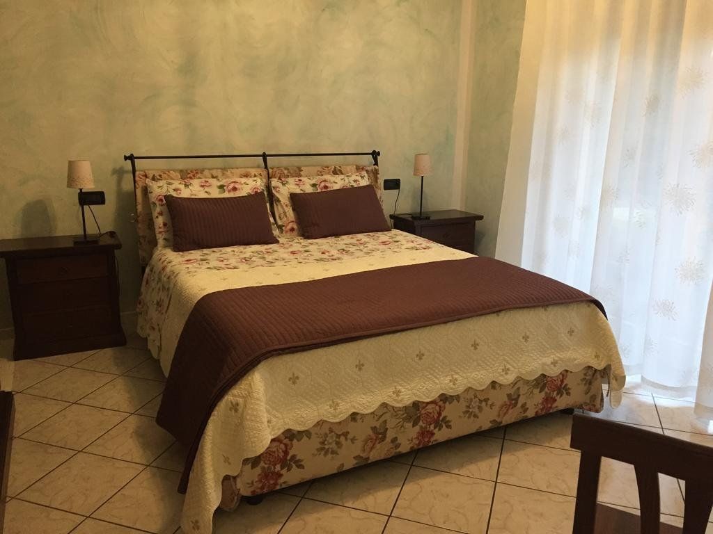 B&B Villa Lina - Desenzano del Garda - Sovrum