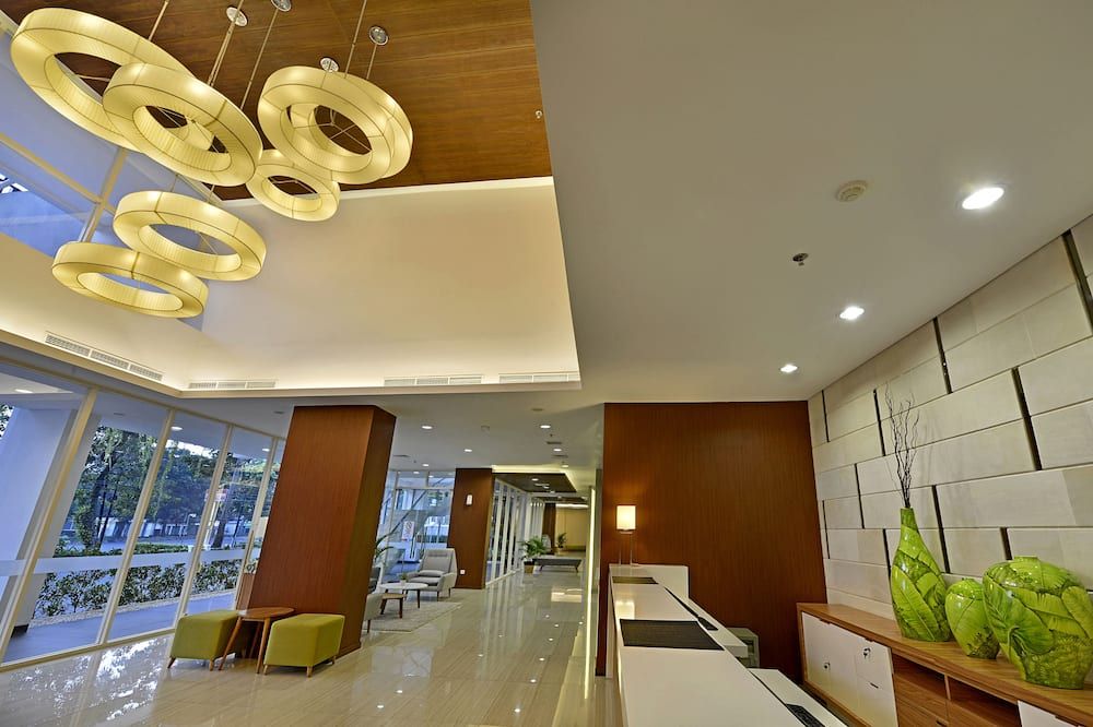Whiz Prime Hotel Pajajaran Bogor - Bogor - Lobby