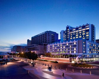 Hyatt Regency Kinabalu - Kota Kinabalu - Building