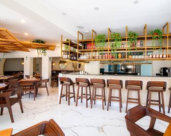 El Tumi Hotel - Huaraz - Bar