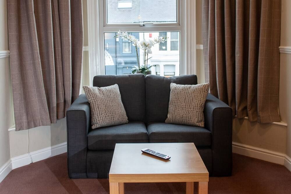 أوزبورن هوتل - نيوكاسل - غرفة معيشة