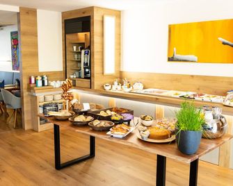 Das Reinisch Hotel - near Vienna Airport - Schwechat - Buffet