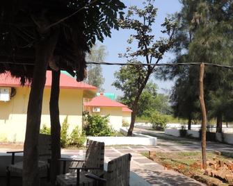 Windsor Tiger Resort - Kanha - Patio