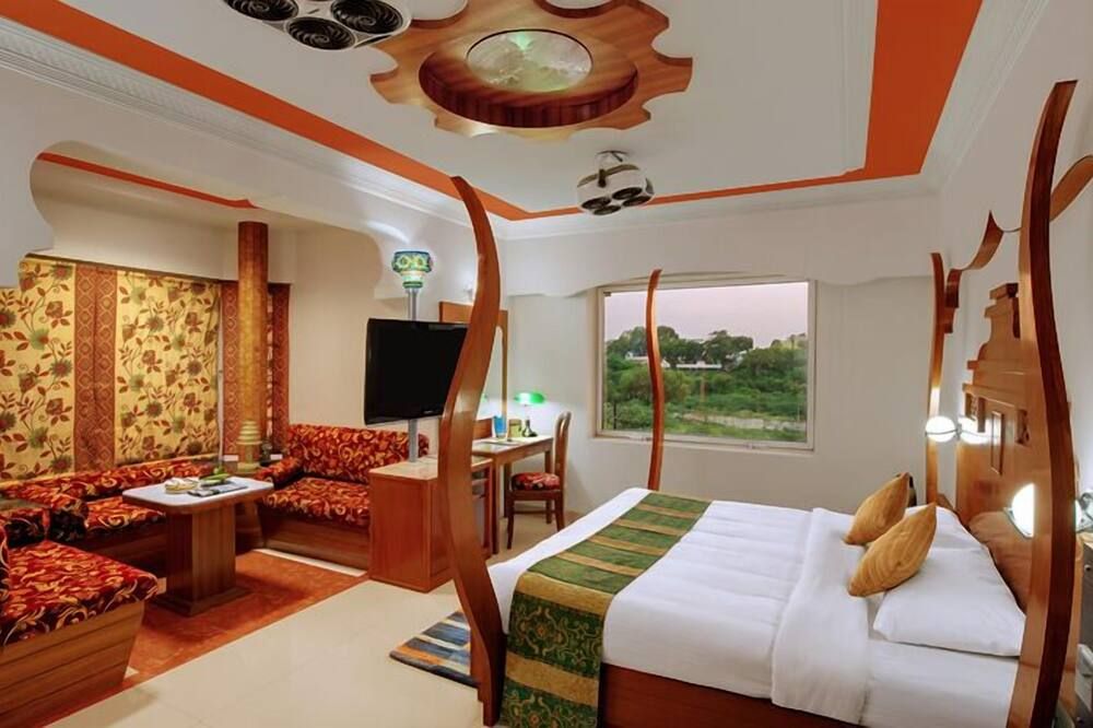 Hotel Amar - Agra - Sovrum