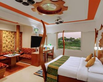 Hotel Amar - Agra - Schlafzimmer