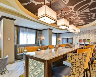 Hampton Inn by Hilton Atlanta Kennesaw - קנסו - לובי