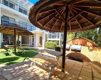 Seashore Memories - Sleeps 3 - Scarborough - Patio