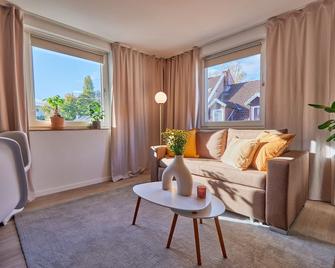 Adele - Apartment in bester Lage - Kaiserslautern - Living room