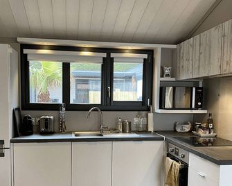 Chalet pour 5 - Piscine couverte - St Hilaire - Saint-Hilaire-de-Riez - Cuisine