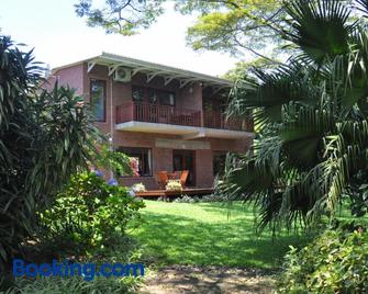 Birds of Paradise B&B - Eshowe - Building