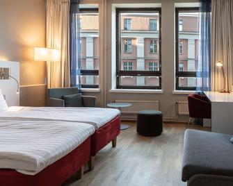 سكانديك كايسانيمي - هيلسينكي - غرفة نوم