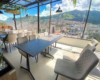 Hostal La Terraza - Quito - Ban công