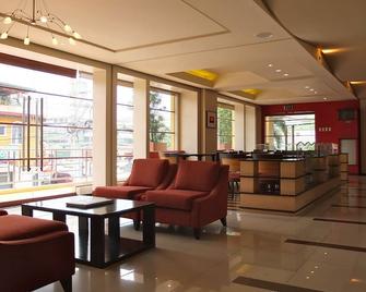 Soleste Suites - Quezon City - Lobby