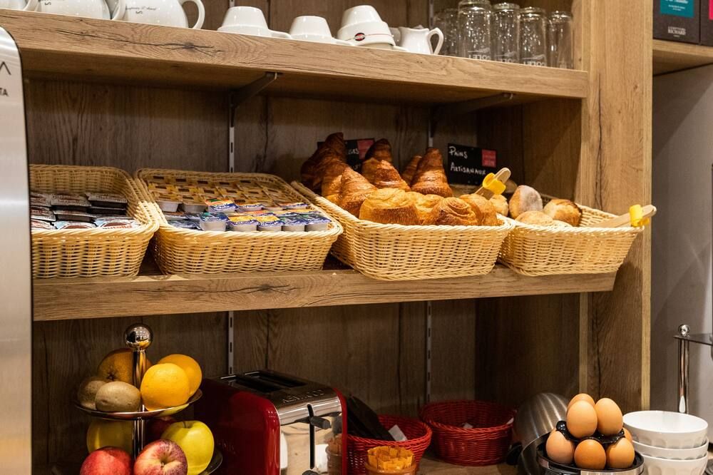 Hôtel Le Florin - Rennes - Buffet