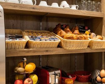 Hôtel Le Florin - Rennes - Buffet