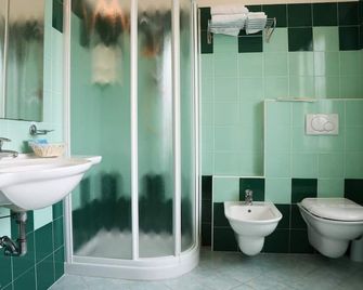 Hotel Ambra - Cesenatico - Baño