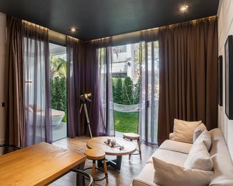 White Boutique Hotel & Residences - Krong Preah Sihanouk - Living room
