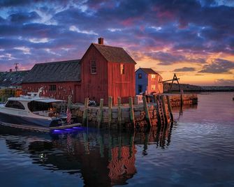 Sally Webster Inn - Rockport